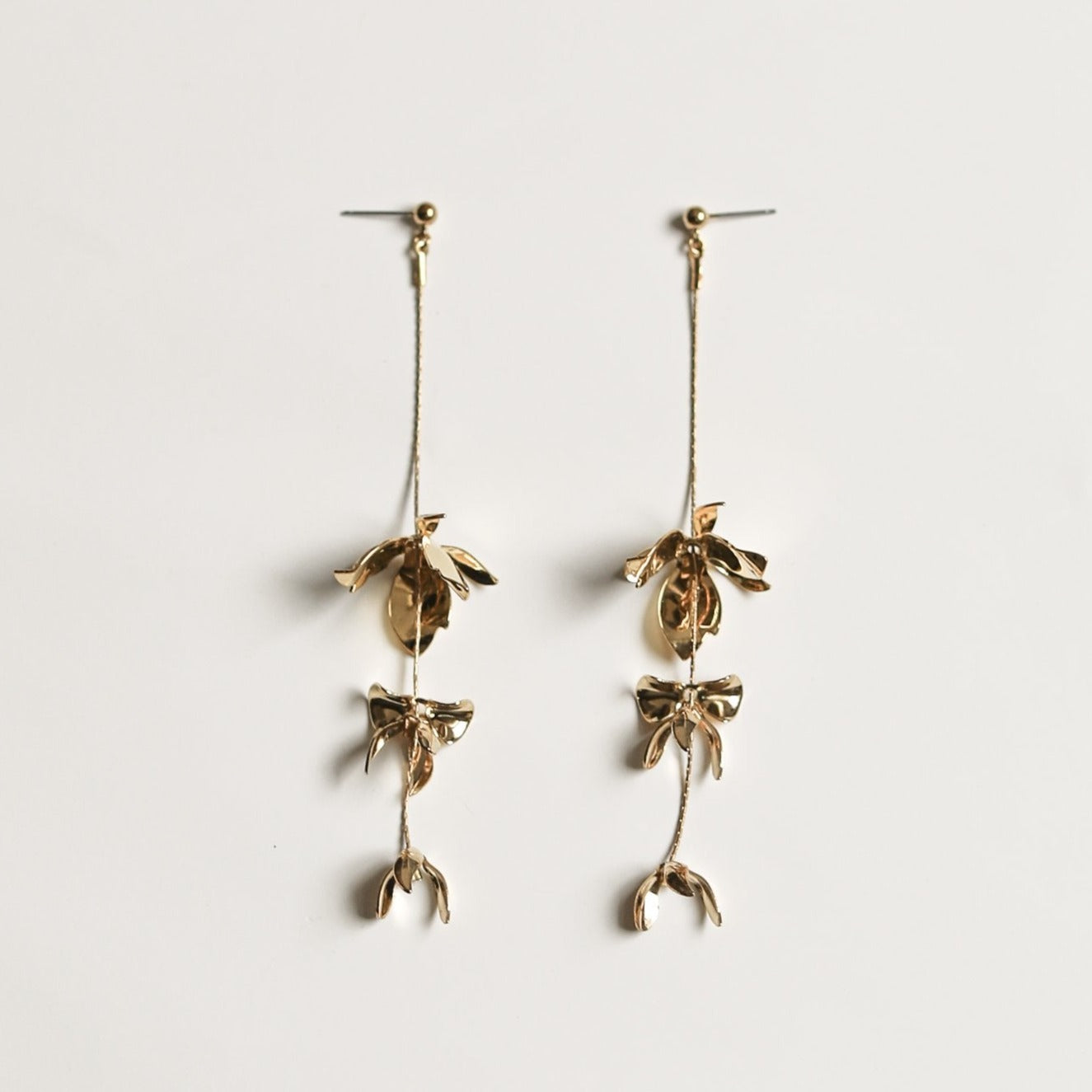 Magnolia Strand Earrings – COURBEGINNING